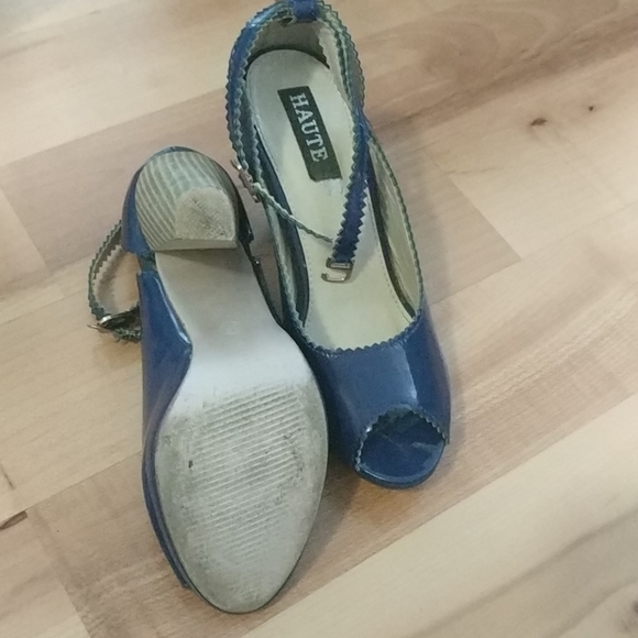 Used Blue Heels Size 35 - Picture 4 of 4
